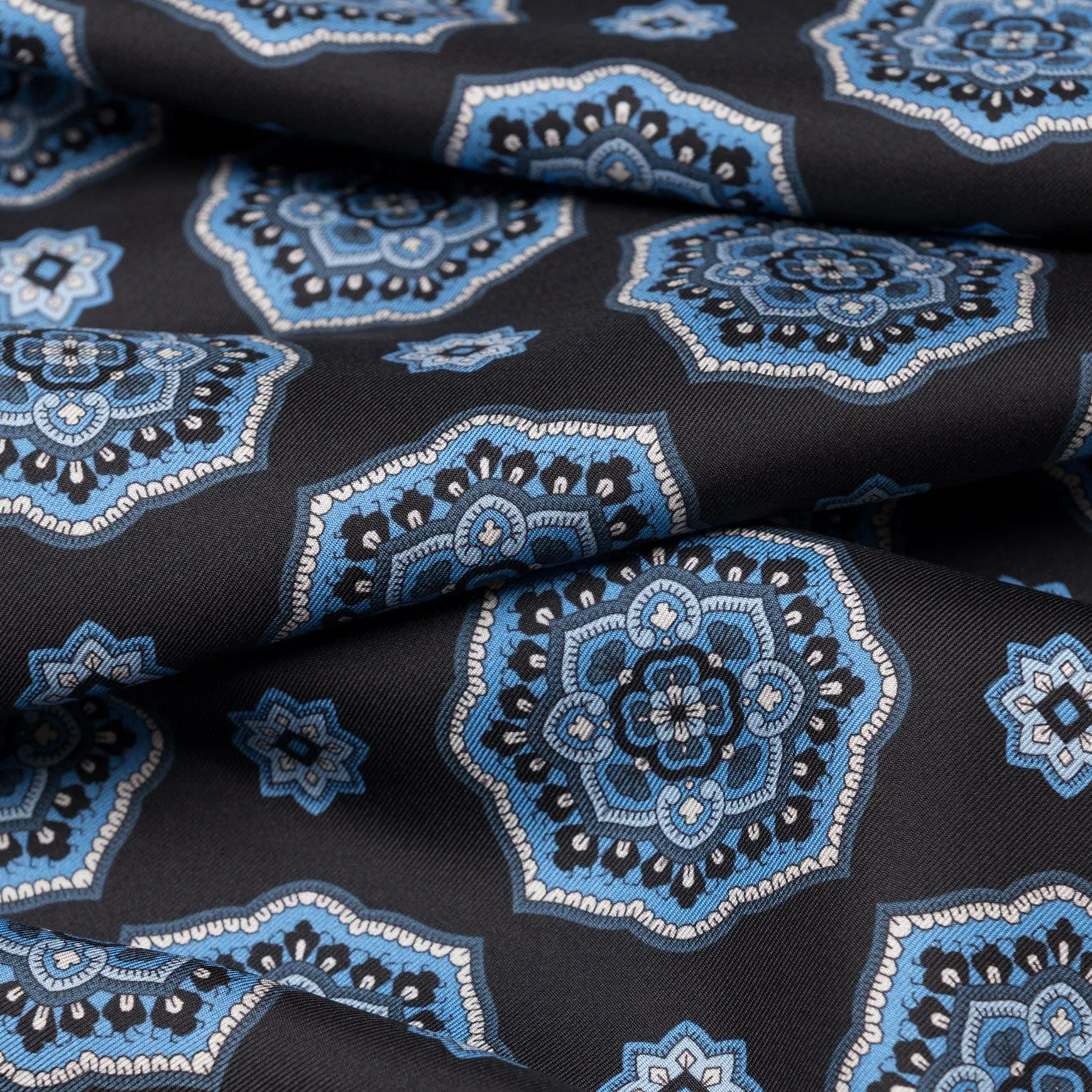 Jove - Wool Backed Silk Scarf - Blue & Black