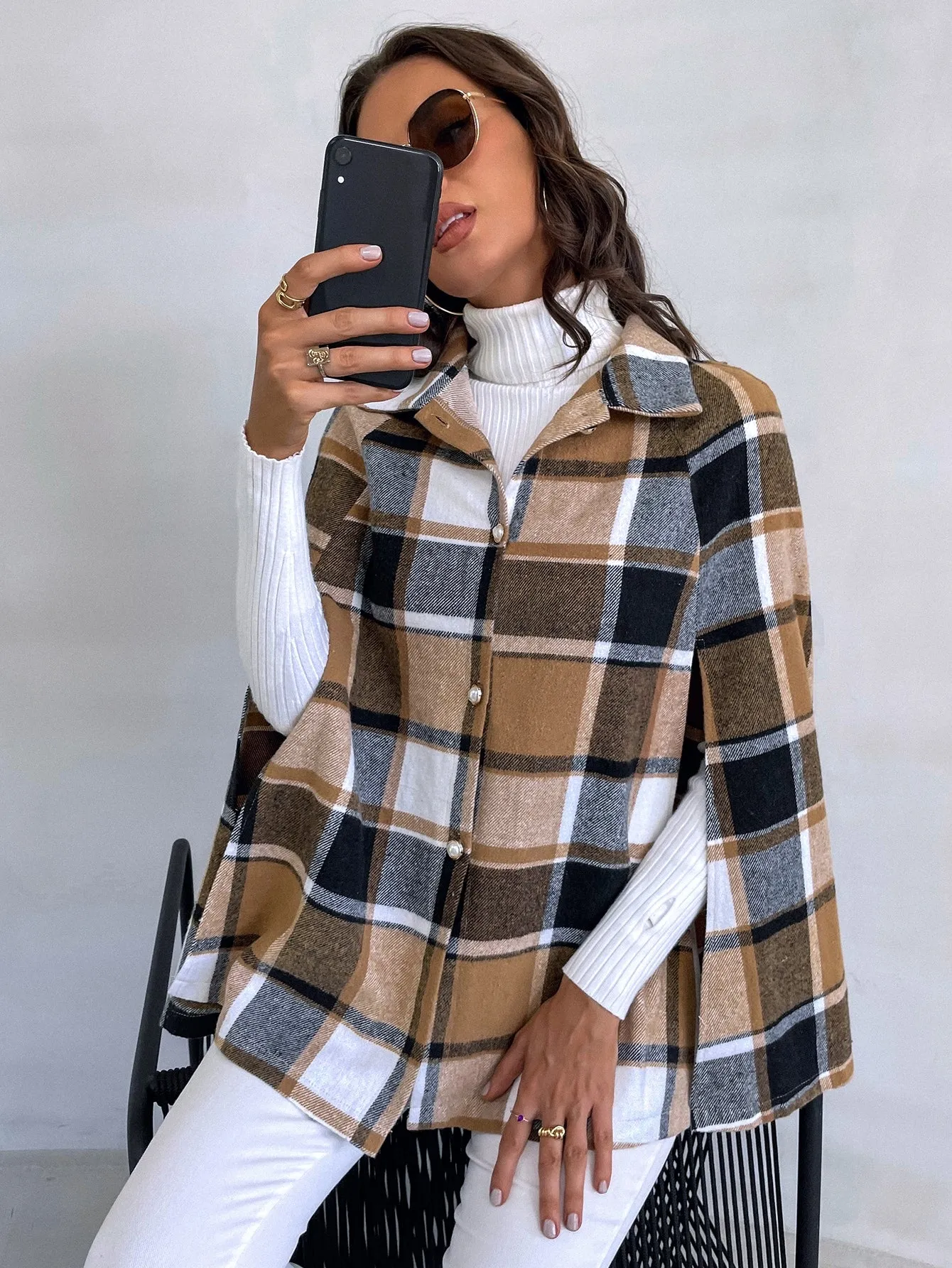 Plaid Button Front Long Sleeve Collar Short Women Overcoat