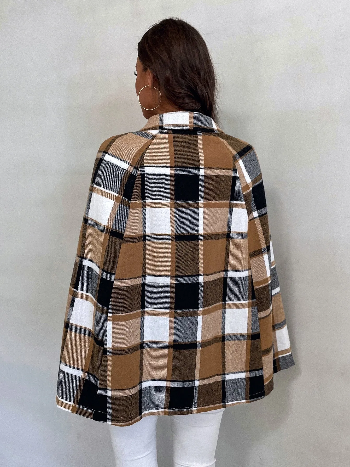 Plaid Button Front Long Sleeve Collar Short Women Overcoat