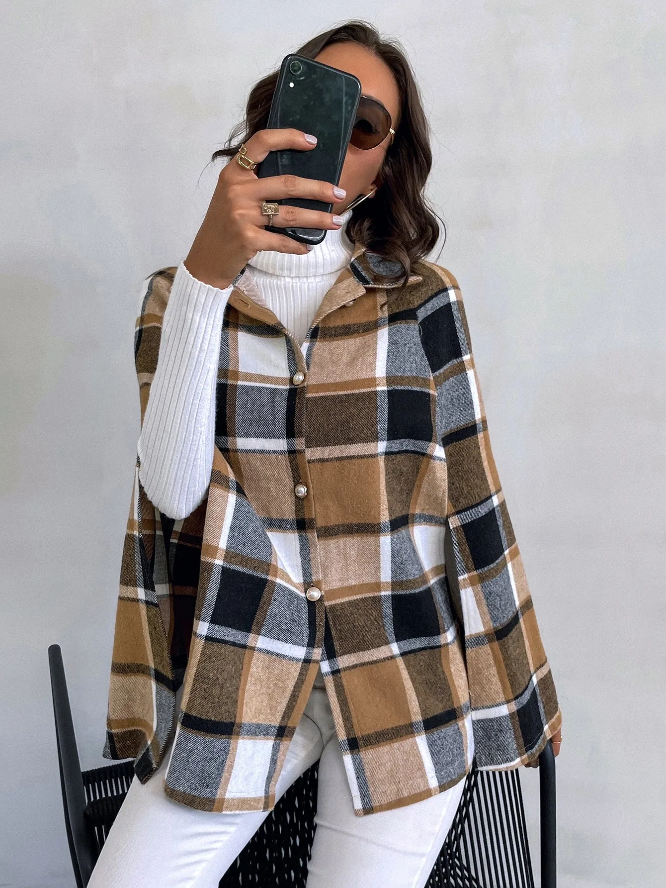 Plaid Button Front Long Sleeve Collar Short Women Overcoat