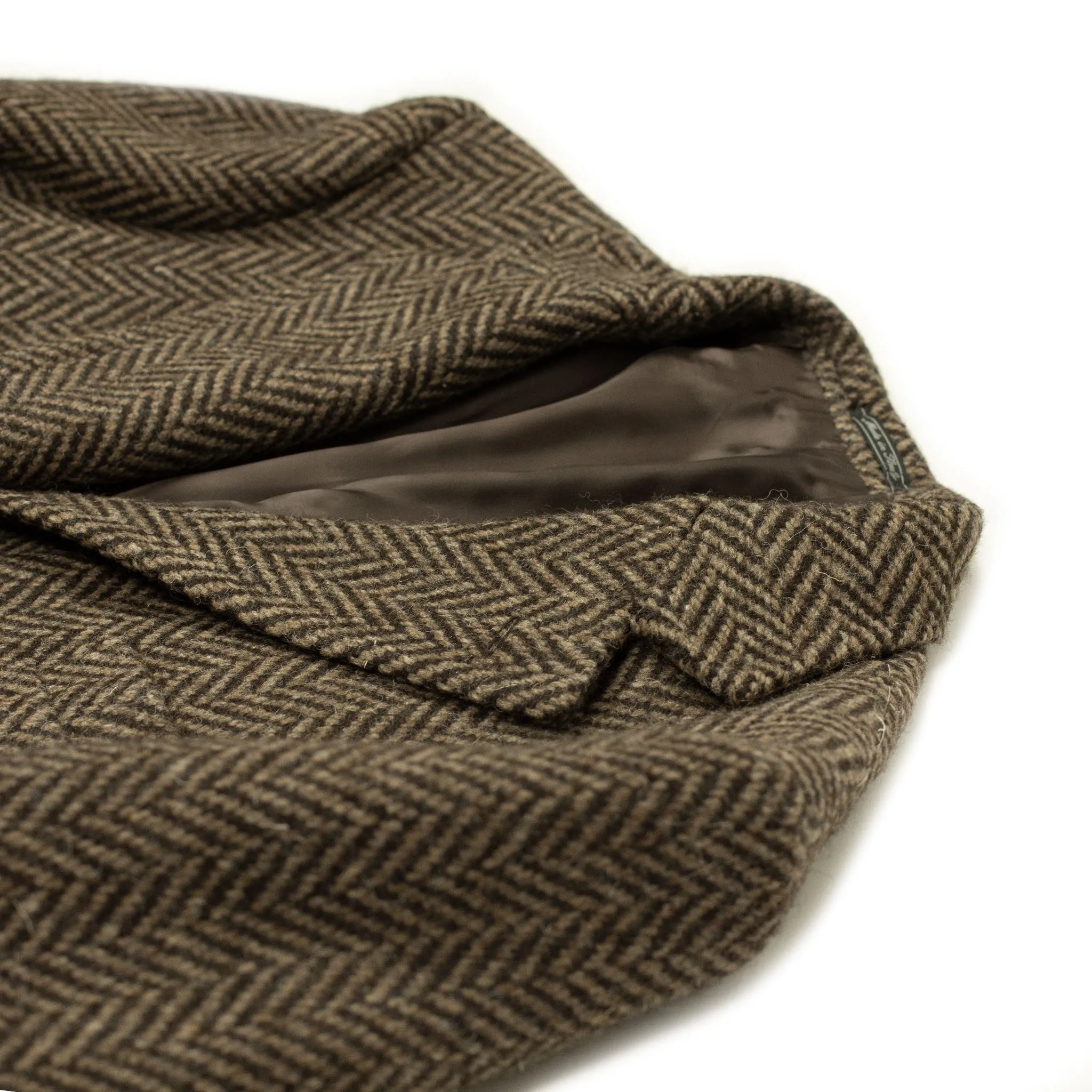 x Sartoria Carrara: Chesterfield coat in brown and chocolate herringbone undyed wool